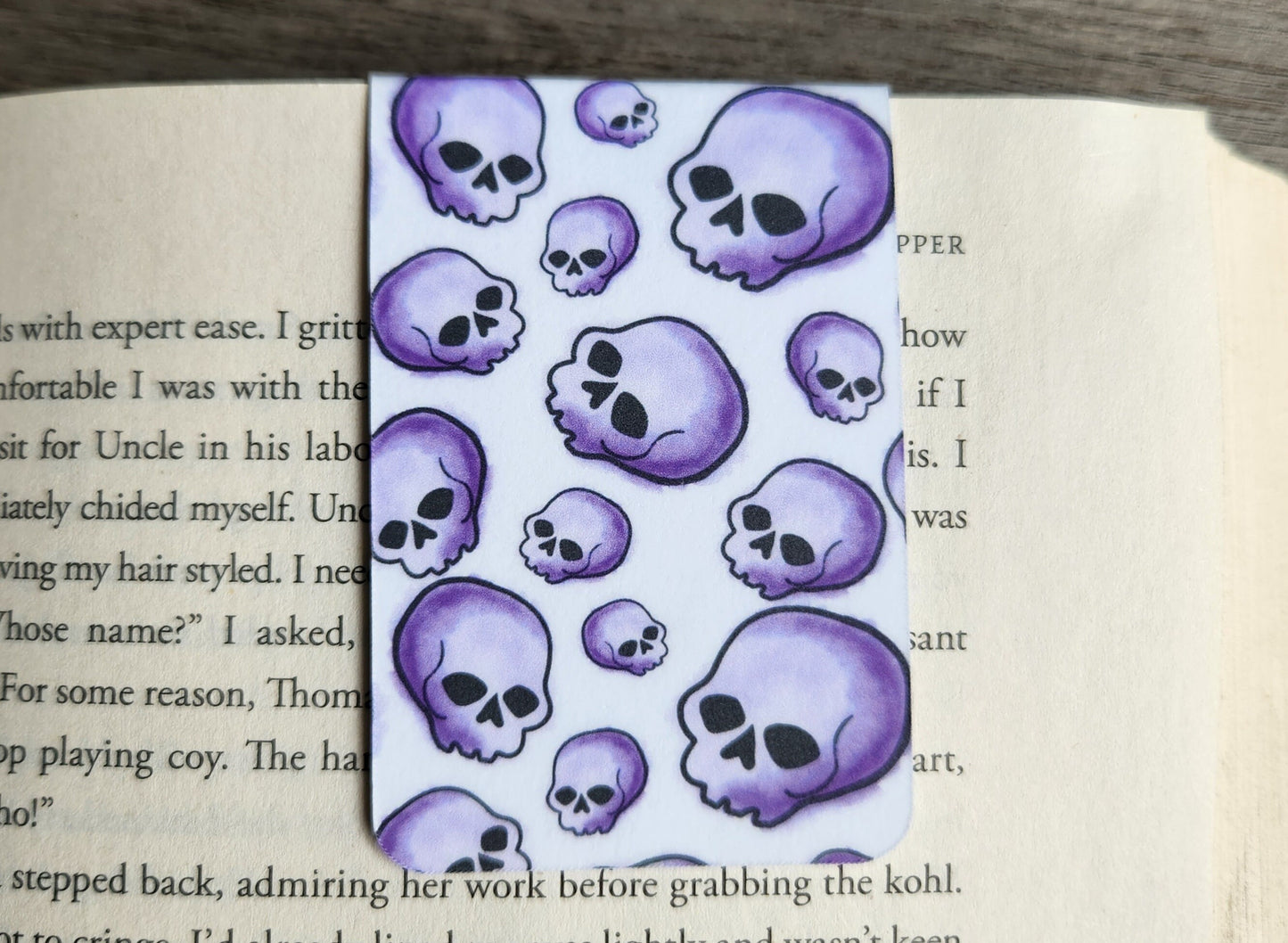 Halloween magnetic bookmark, book lover gift, reading, bookish, spooky bookmark magnet, book accessories, spooky skulls, skeleton, goth