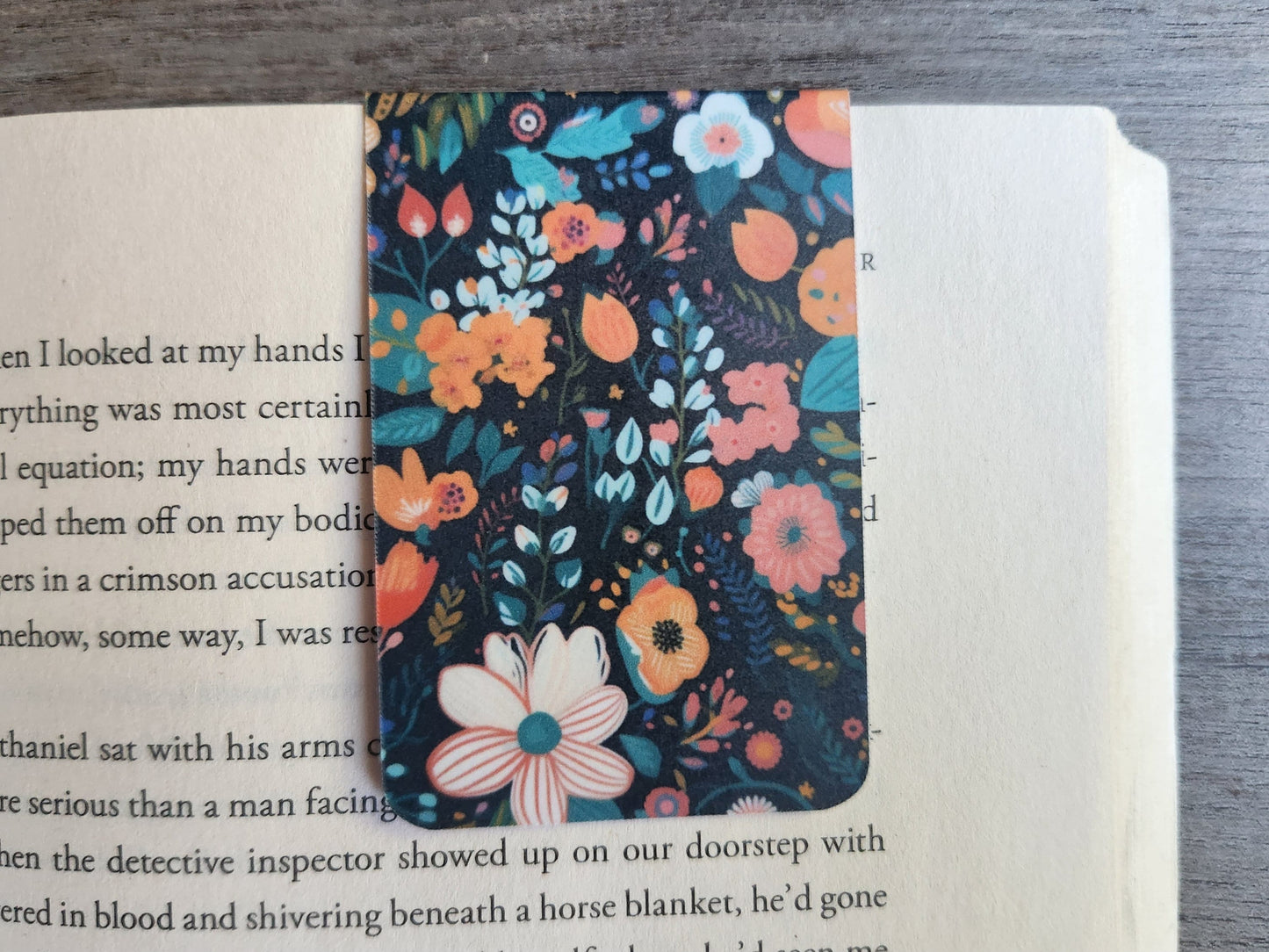 Floral magnetic bookmark, book lover gift, reading, bookish, springtime bookmark magnet, book accessories, flowers, stocking stuffer