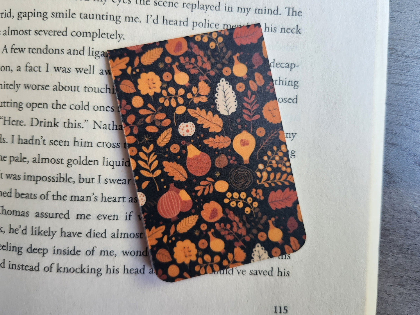 Fall magnetic bookmark, book lover gift, reading, bookish, autumn, bookmark magnet, book accessories, pumpkin pattern, Halloween bookmark