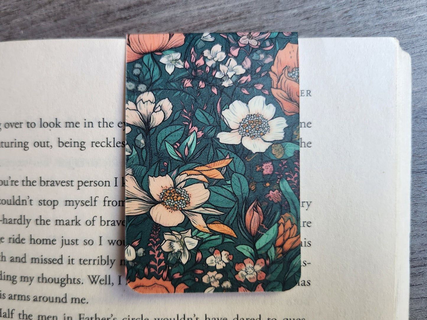 Floral magnetic bookmark, book lover gift, reading, bookish, springtime bookmark magnet, book accessories, flowers, stocking stuffer