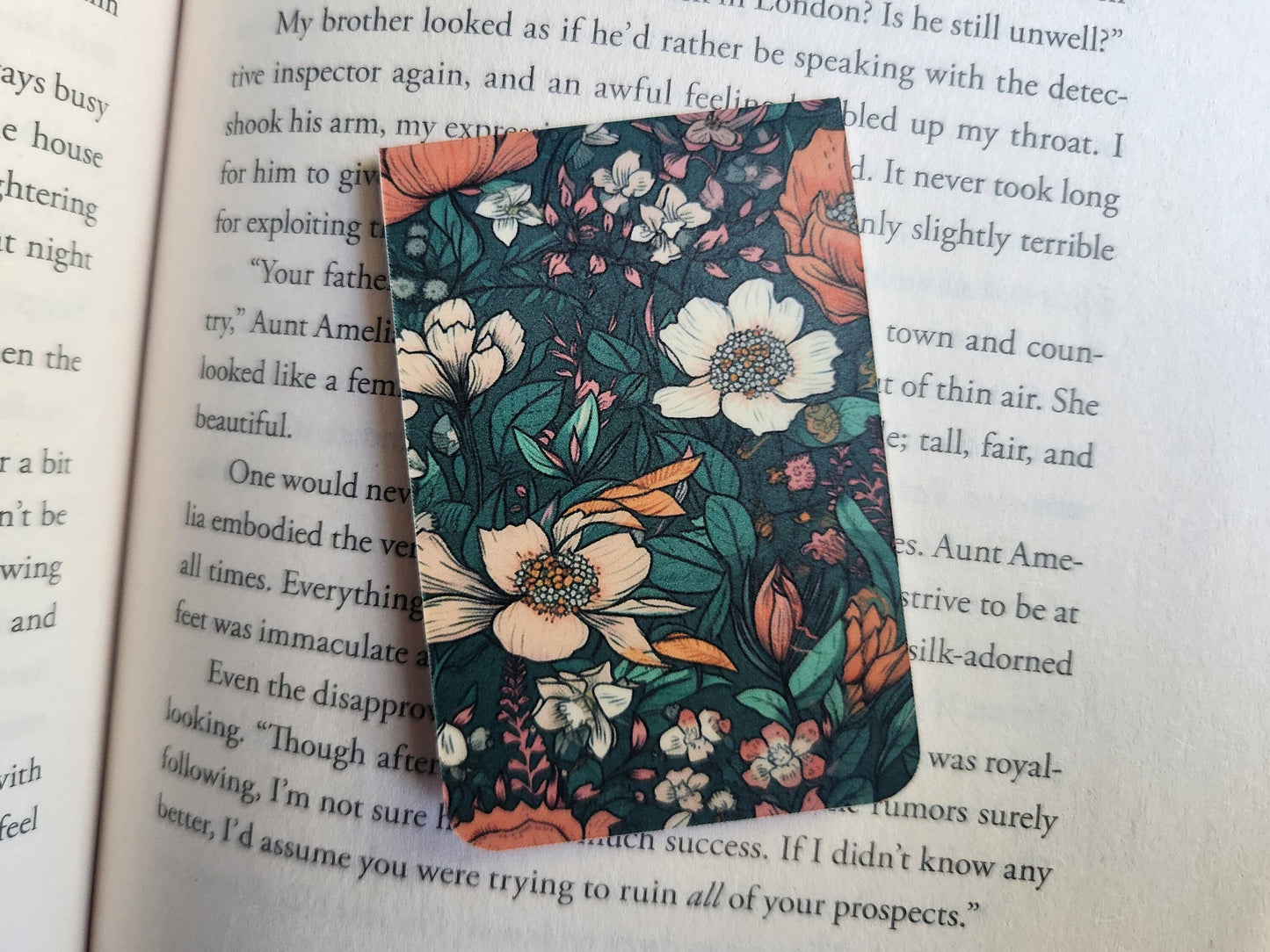Floral magnetic bookmark, book lover gift, reading, bookish, springtime bookmark magnet, book accessories, flowers, stocking stuffer