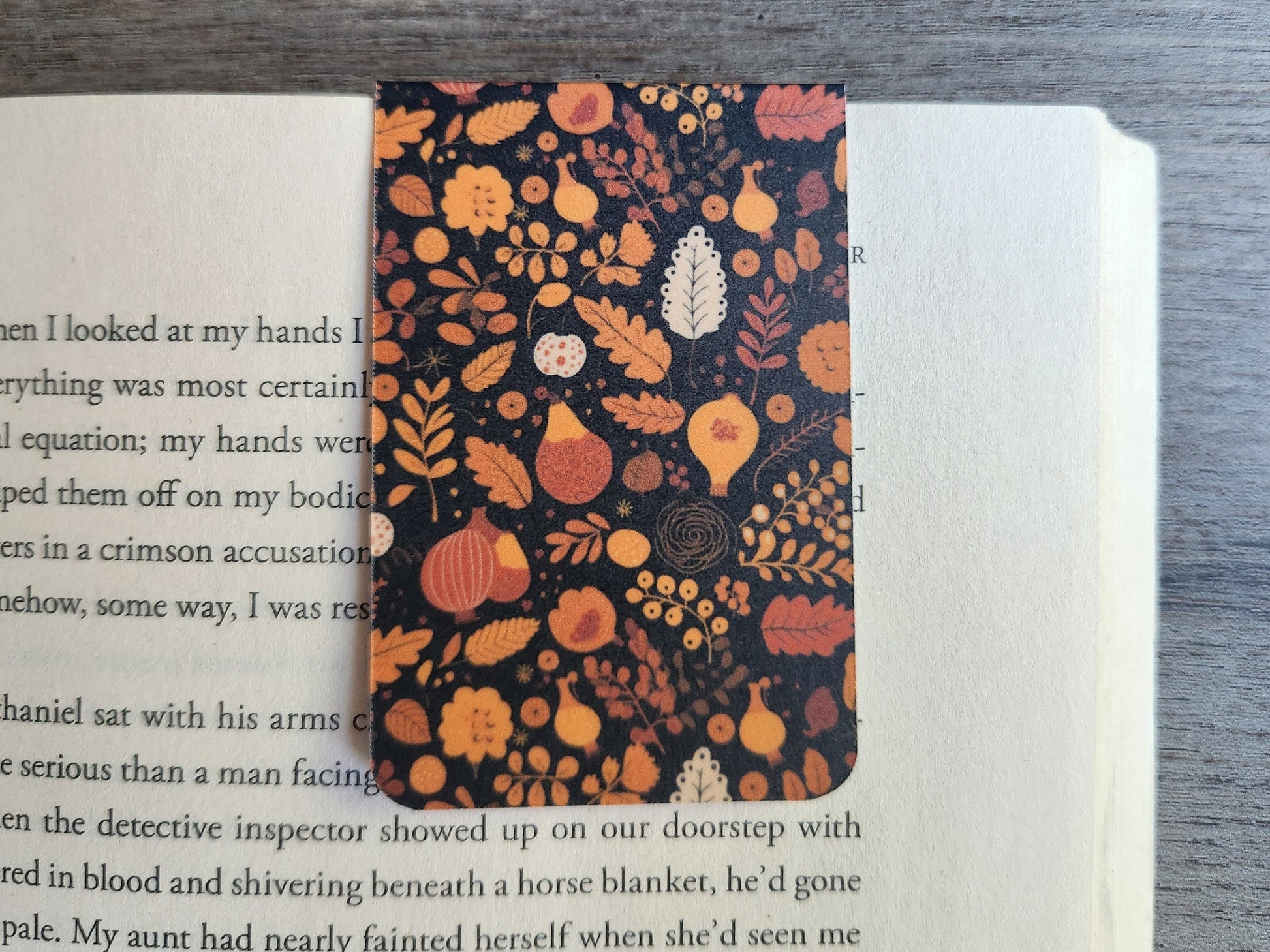 Fall magnetic bookmark, book lover gift, reading, bookish, autumn, bookmark magnet, book accessories, pumpkin pattern, Halloween bookmark