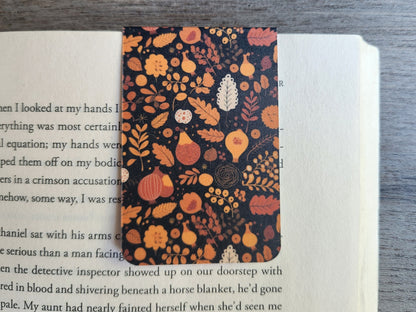 Fall magnetic bookmark, book lover gift, reading, bookish, autumn, bookmark magnet, book accessories, pumpkin pattern, Halloween bookmark
