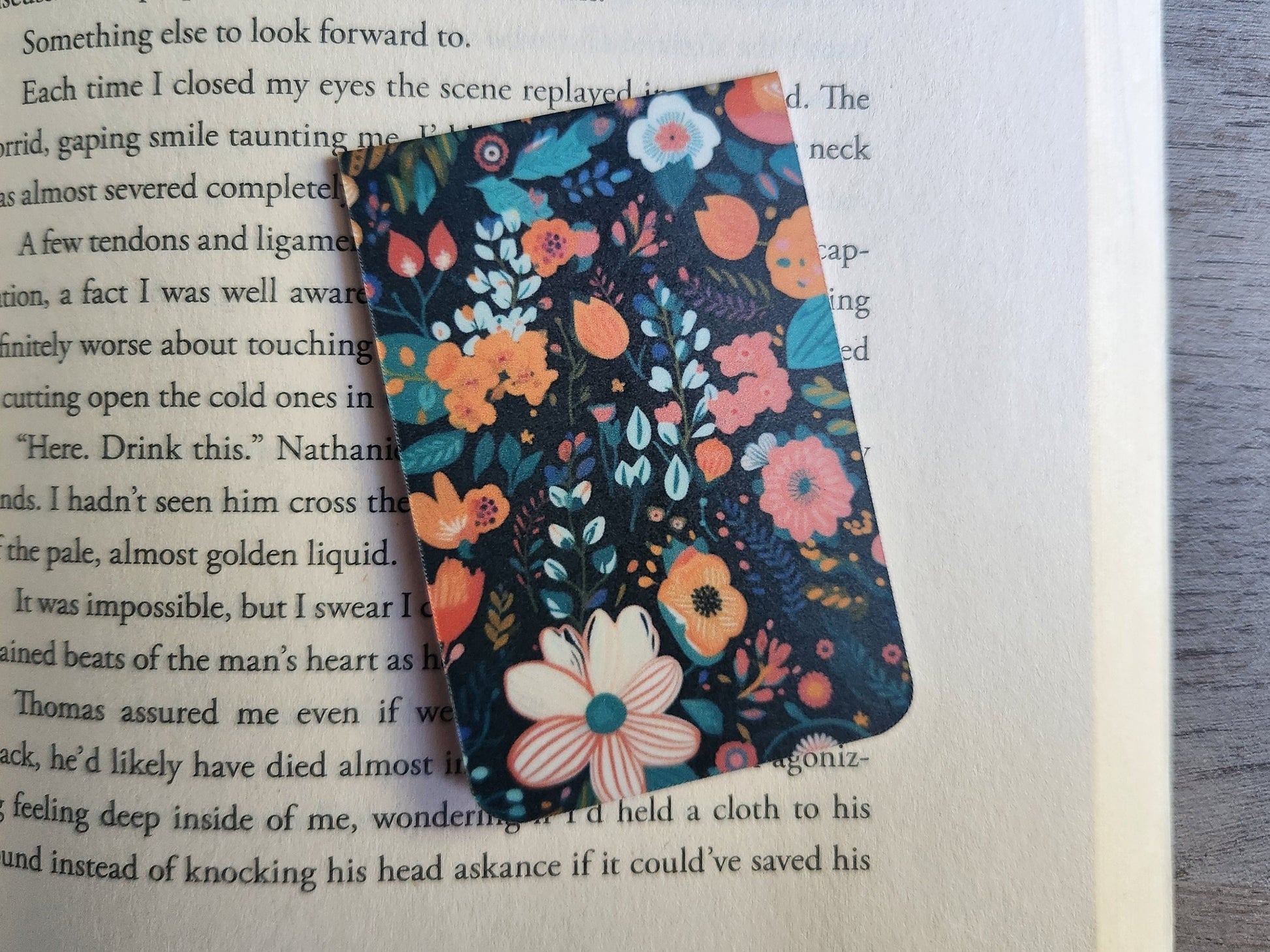 Floral magnetic bookmark, book lover gift, reading, bookish, springtime bookmark magnet, book accessories, flowers, stocking stuffer