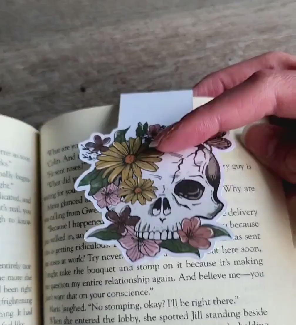 Floral skull magnetic bookmark, book lover gift, goth, bookish, cute bookmark magnet, book accessories